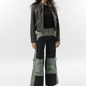 Urban Outfitters Silence+Noise Lee parachute Moto pant size XS in grey multi